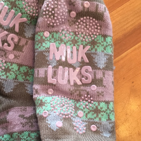 Muk Luks Women's Cabin Socks - Picture 5 of 5